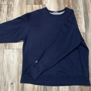 Navy blue champion oversized crewneck. Size XL